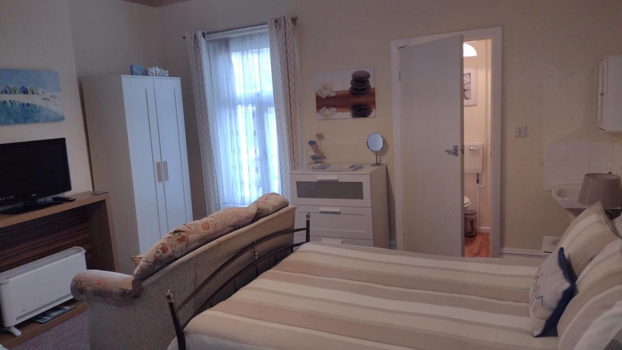 The Kathrene Apartment Флийтуд Екстериор снимка