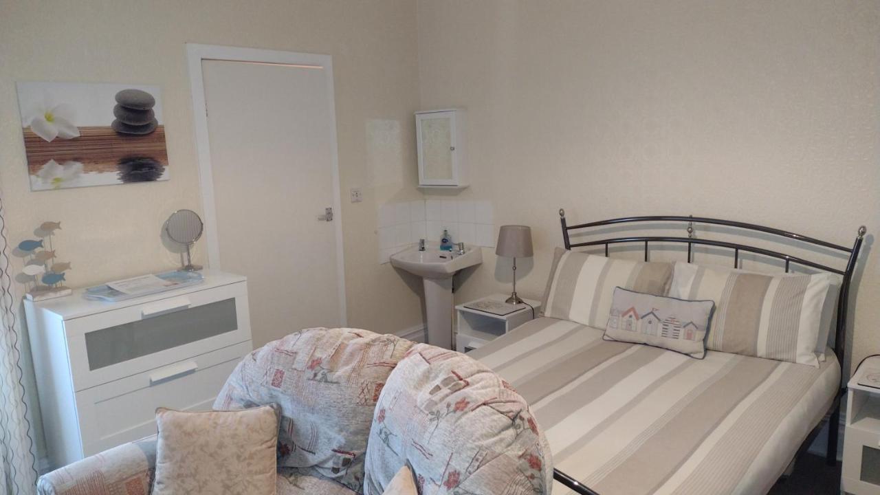 The Kathrene Apartment Флийтуд Екстериор снимка